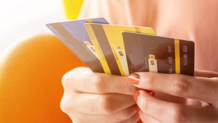 Credit card users should not make this mistake even by mistake! Otherwise there will be loss instead of profit...Know Details Credit card users should not make this mistake even by mistake! Otherwise there will be loss instead of profit...Know Details