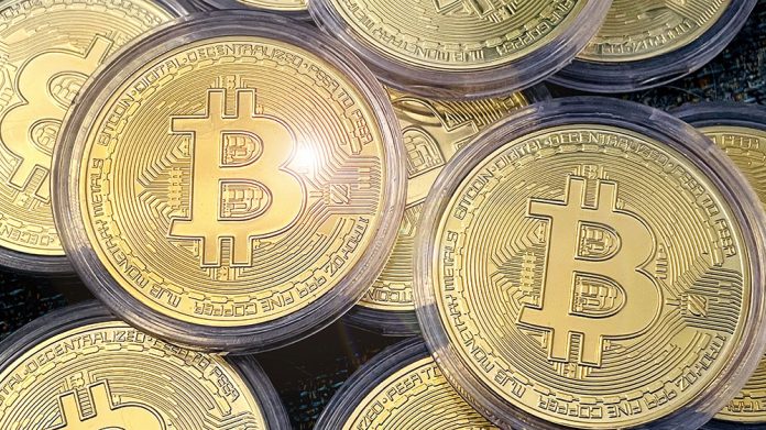 Cryptocurrency market : This Crypto Token became 10 times more expensive than Bitcoin, in 24 hours the price was more than Rs 93 crore, check details here