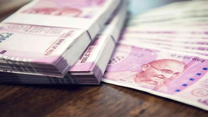 7th pay commission: Good news for employees: Huge increase in DA by 6%, will increase up to Rs 27000 in December