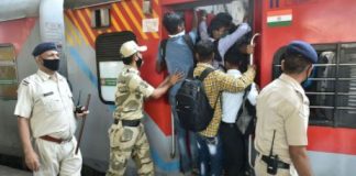 Indian Railways: Railways on alert due to Omicron, these new rules will be applicable for the safety of passengers Indian Railways!! Alert will come immediately if the berth in the train becomes empty! You will get a confirmed seat, know the new facility of IRCTC