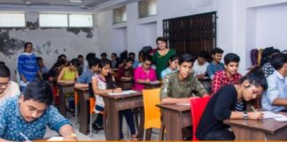 UP TET Exam Date 2021:Big news! More than 21 lakh candidates looking to become a government teacher could not be held till the end of the silent year UP TET Exam Date 2021:Big news! More than 21 lakh candidates looking to become a government teacher could not be held till the end of the silent year