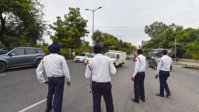 Traffic New Rules: Despite putting on all the paper and front belt, If this work is not done then 1000 challan will be deducted