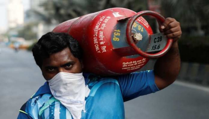 LPG Cylinder Subsidy Update: LPG cylinder will be available for Rs 587, know how