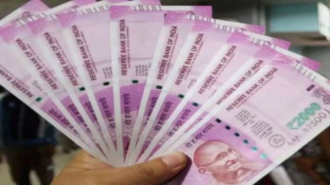DA Hike: Employees-pensioners will get a big gift in July, DA will increase by 4%, there will be a bumper jump in salary, know when it will be announced? DA Hike: Employees-pensioners will get a big gift in July, DA will increase by 4%, there will be a bumper jump in salary, know when it will be announced?