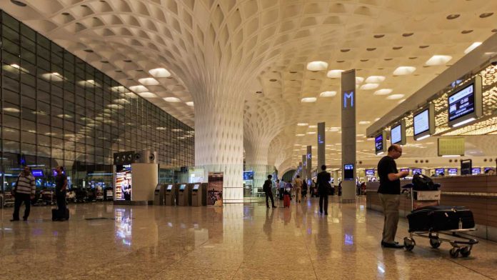 Maharshtra: Both the runways of Mumbai airport will be closed from 11 am to 5 pm on May 10