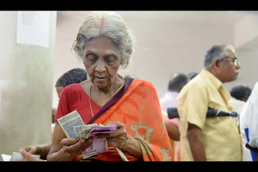 Pension Scheme : Big decision of the central government, these women will get Rs 2250 every month, know details