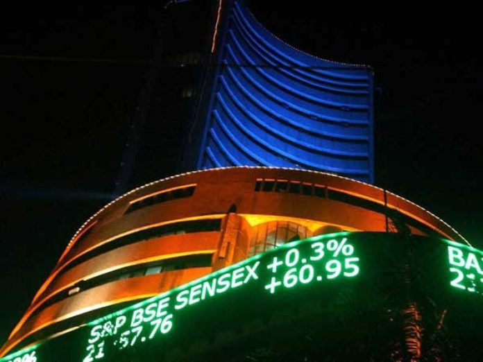 Stock Market Update: Global market shock once again, stock market broken, Sensex falls by 500 points