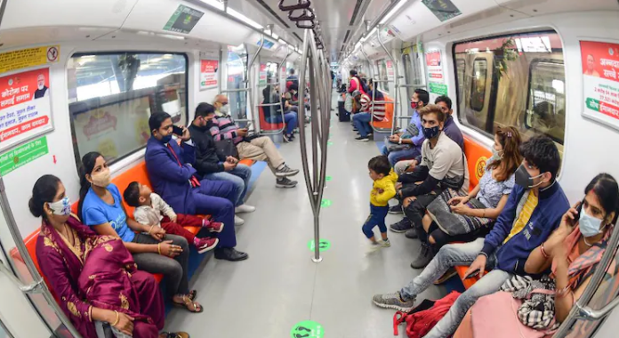 The threat of monkeys started looming over the metro stations, separate guards were installed to save the passengers, know the name of the metro station