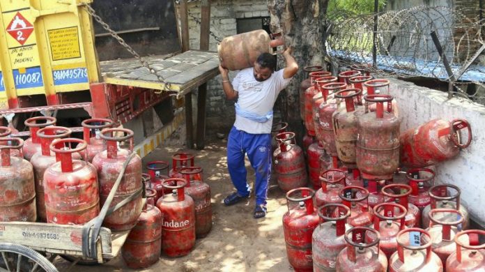LPG gas cylinder Big update: Big update regarding subsidy, now it is decided to get this much moneyLPG gas cylinder Big update: Big update regarding subsidy, now it is decided to get this much money