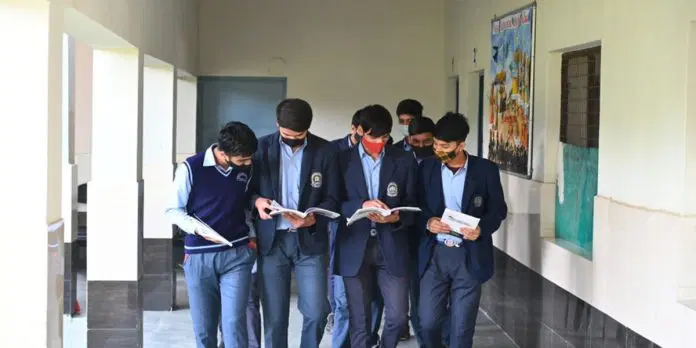 CBSE Board Exam 2023: CBSE 10th exam will pass only after getting this much marks, note the details quickly