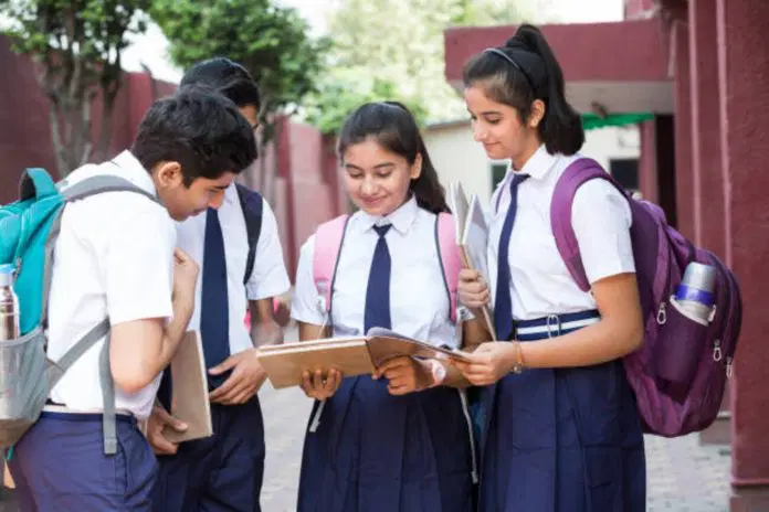CBSE Board New Change's: CBSE will make big change in 10th, 12th marksheet, know what changes will be seen
