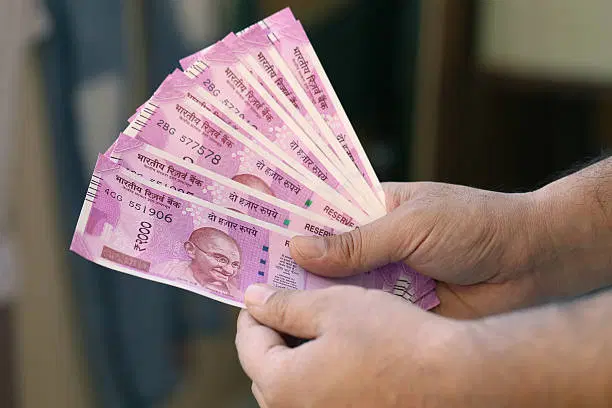 Employees Salary Hike: Great news for employees, 80% variable pay will be paid along with salary, increase in salary up to Rs 12000 is possible, so much money will come in the account in the month of September Employees Salary Hike: Great news for employees, 80% variable pay will be paid along with salary, increase in salary up to Rs 12000 is possible, so much money will come in the account in the month of September