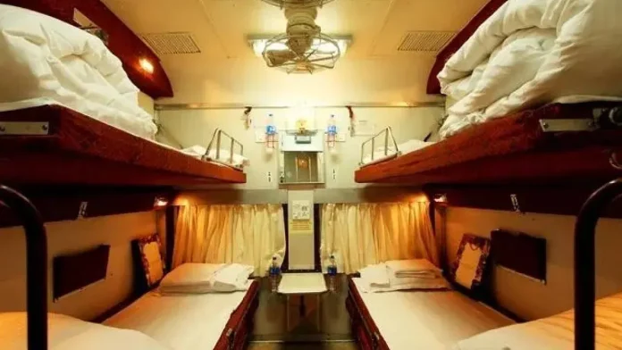 Railways has changed the rules, Now dirty sheets and blankets will not be seen in the AC coach of the train,