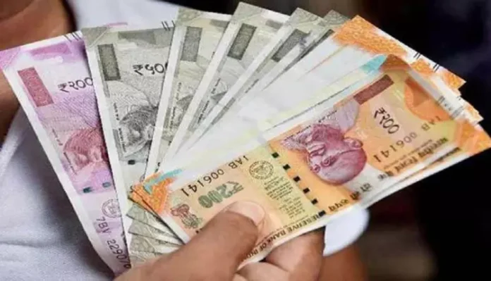 LIC Policy: Deposit Rs 1600 every month and get Rs 6.62 lakh on maturity