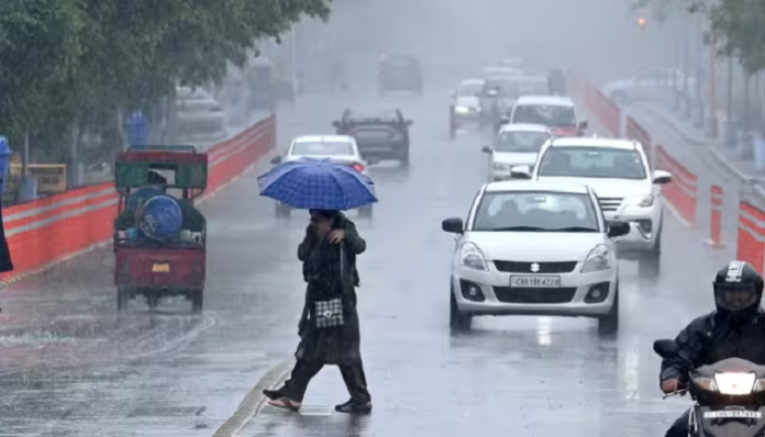 IMD Alert: Weather will changed in these areas! Orange alert for heavy rain in 17 states for next 72 hours.