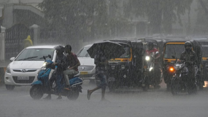 IMD Alert: There will be heavy rain in these states in the next 24 hours, Meteorological Department has issued an alert IMD Alert: There will be heavy rain in these states in the next 24 hours, Meteorological Department has issued an alert