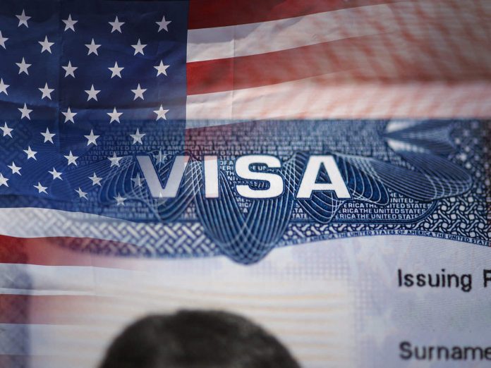 H1B Visa: Good news for Indians living in America! H1B visa will not have to come home for renewal.