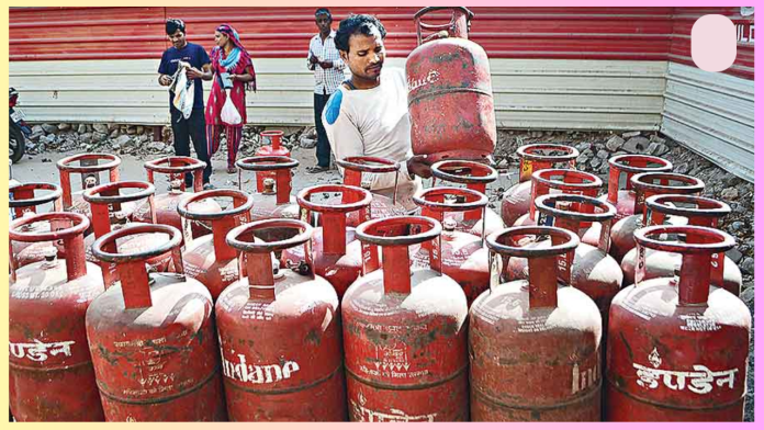 LPG gas cylinder Price : Great news for these people, LPG gas cylinder is available for Rs 450, see details