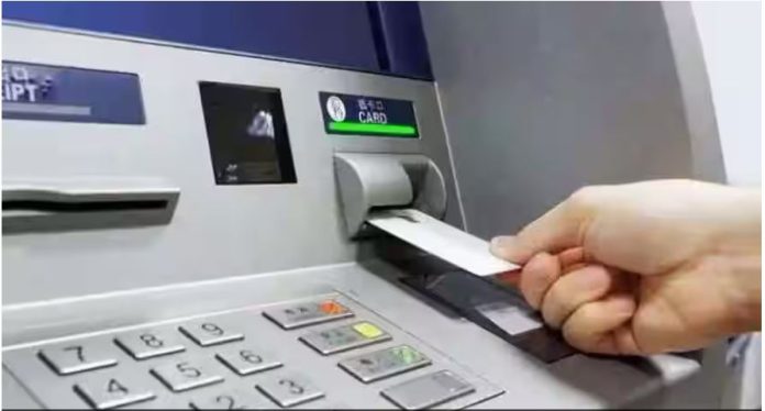 RBI New Guidelines : What to do if money is deducted from bank account but not withdrawn from ATM? know