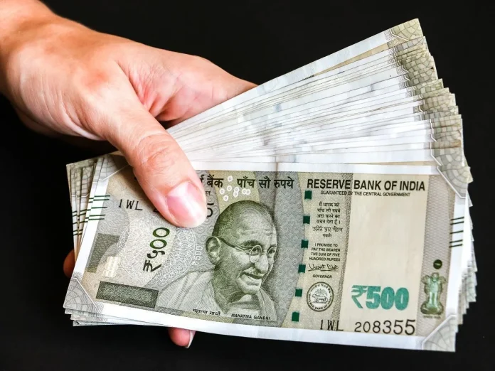 Bank FD Rates: These small banks are offering more than 8% interest on FD, Check FD details