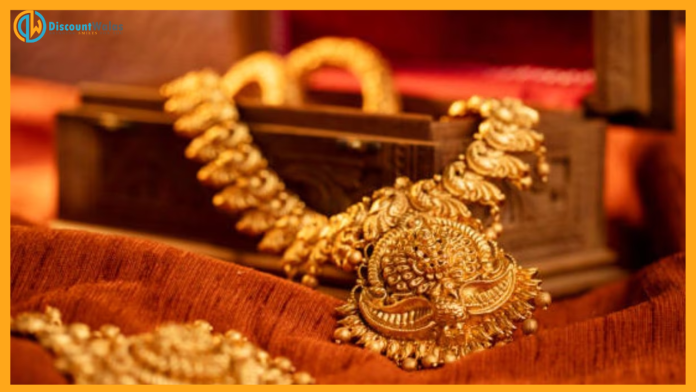Gold prices started soaring again, silver also gained wings, jumped by more than 1000 rupees