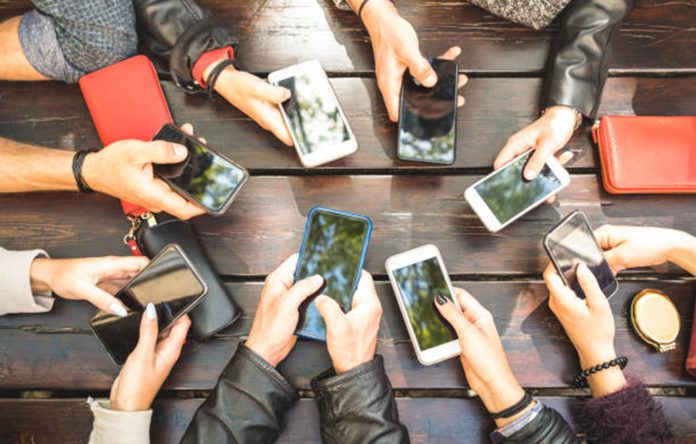 Good News: AI features coming in more than 25 old phones, will get update this month
