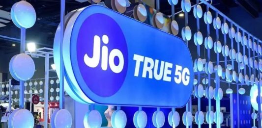 Reliance Jio superhit plan! Get 11 months plan for just 80 rupees, calls and SMS will be free