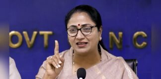 Delhi CM Rekha Gupta Forms New ‘Clean Air’ Panel; FIRs on Road Cutters and 72-Hour Pothole Deadline