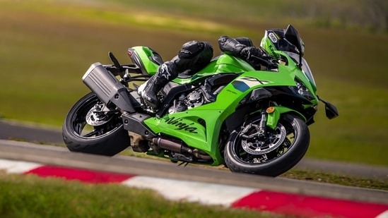2026_Kawasaki_Ninja_ZX-6R_3_1756