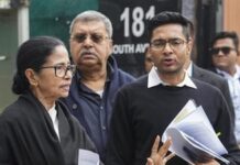 Mamata & Akhilesh Call for CEC Impeachment Over 2026 Voter List ‘Conspiracy’