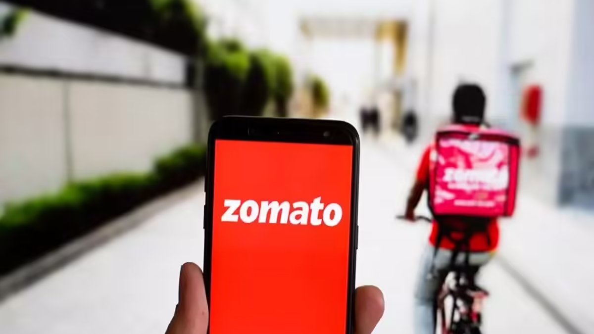 HD2GfxxboAAqggG Zomato platform fee hike March 2026