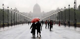 Clouds Hover Over Delhi-NCR, Rain, Winds Expected Till Friday