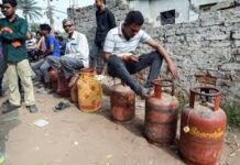 Why India’s Kitchens Hit the ‘Red Zone’ Before Petrol Pumps