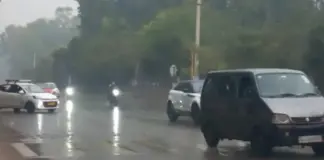 Delhi, NCR Wake Up To Light Rain, Cloudy Skies: More Showers Likely Today
