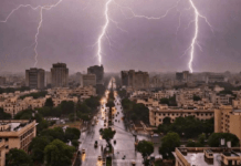 Delhi Weather Alert: Light Rain and Thunderstorms Expected Today