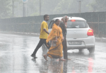 Peak Storm Warning: North India Battered by Rain and 70 km/h Winds