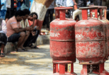 LPG Reality Check: 40-Day Delays and ₹6,000 Black Market Prices Grip 12 States