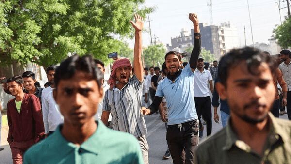 IRAN-CRISIS-INDIA-WORKERS-PROTEST-4_1776142755288_1776142764717