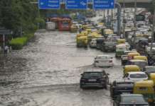 Delhi Weather Alert: IMD Issues Red Alert, Predicts 80 Kmph Winds and Rain Delhi rain IMD red alert weather warning