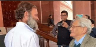 No Eye Contact, Only a Handshake! Did Rahul Gandhi Send a Big Political Message to Local Leadership in Rajasthan?